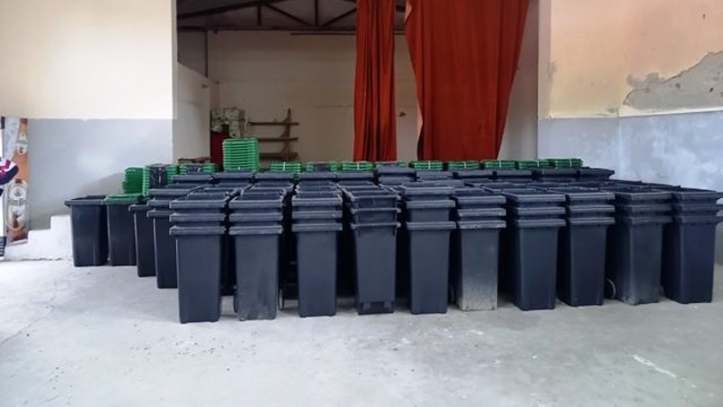 Podeljeno više od 200 kanti za smeće u tri kučevačka naselja